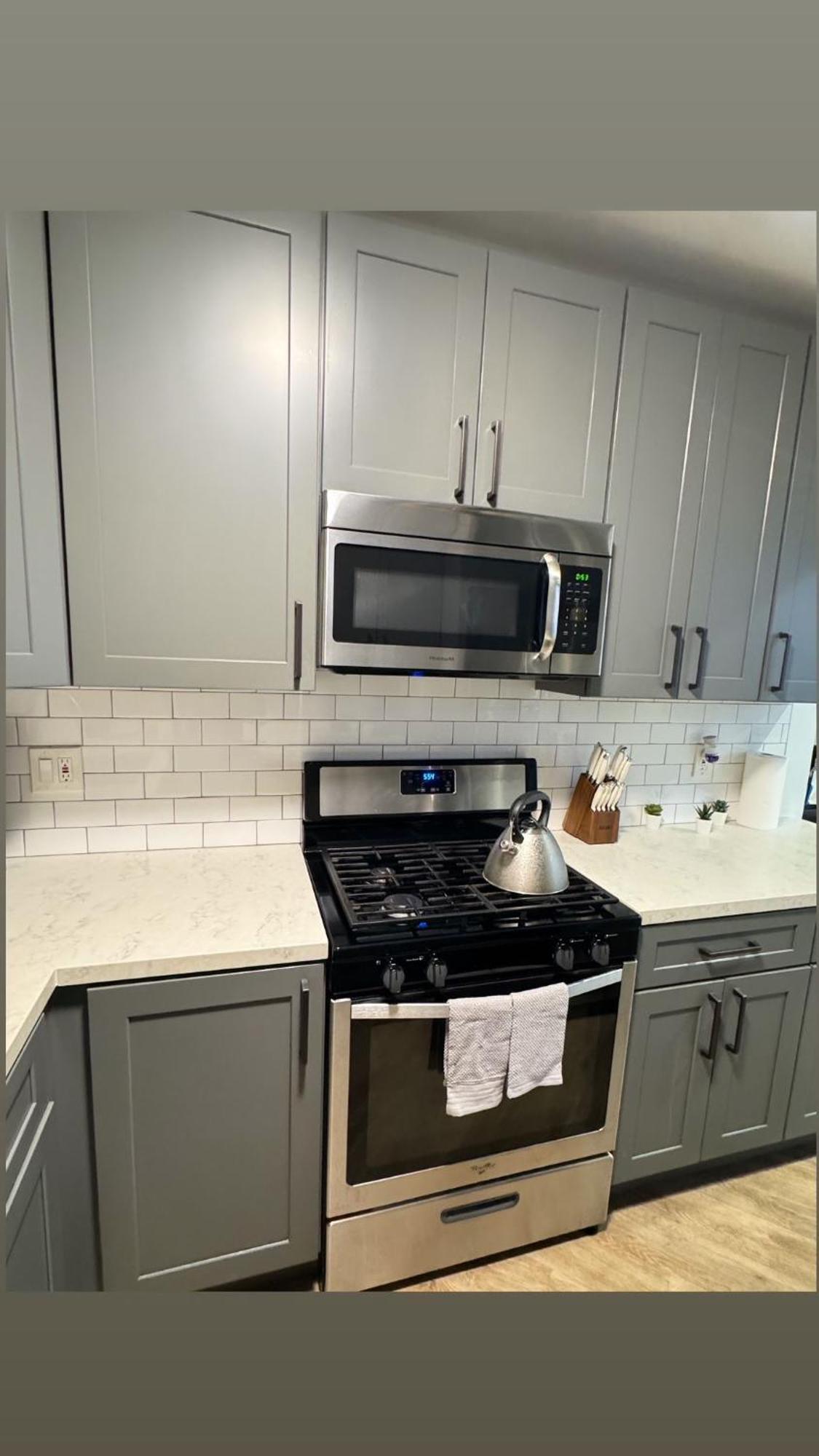 Incredible Two Bedroom Hollywood Apartments Free Parking Los Angeles Exterior photo